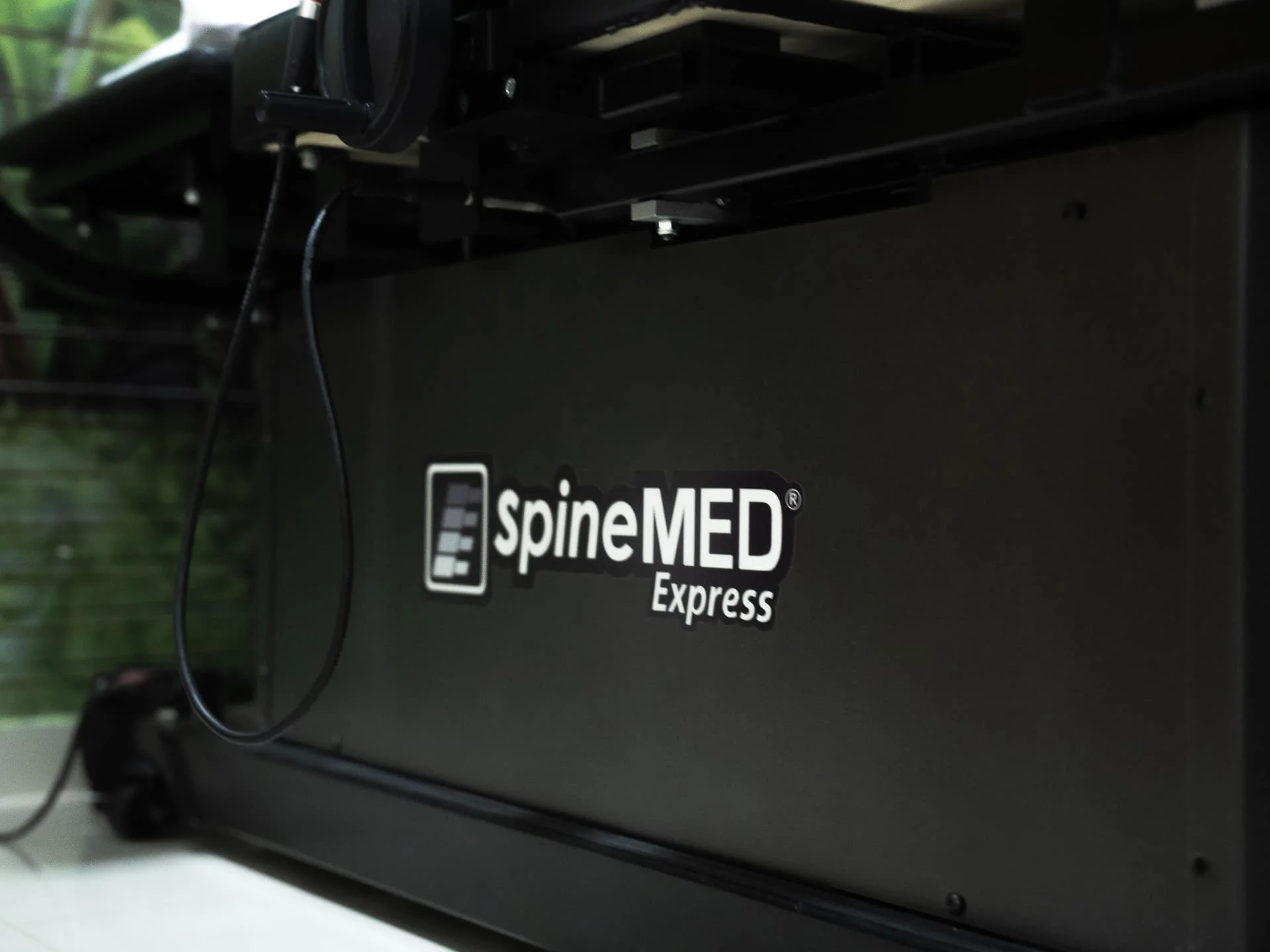 Tecnologia SpineMED para tratamento não cirúrgico da coluna